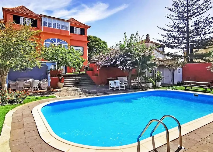 Апартаменты Pool Carmen